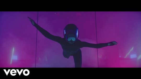 Stargate - Waterfall ft. P!nk, Sia